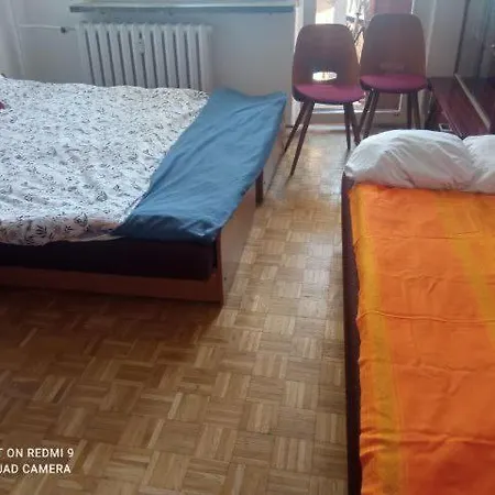 Zadolzennost!!!!pd Pokoje Obok Ch Promenada Nf Habitación en casa particular *
