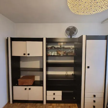 Habitación en casa particular Zadolzennost!!!!pd Pokoje Obok Ch Promenada Nf Varsovia